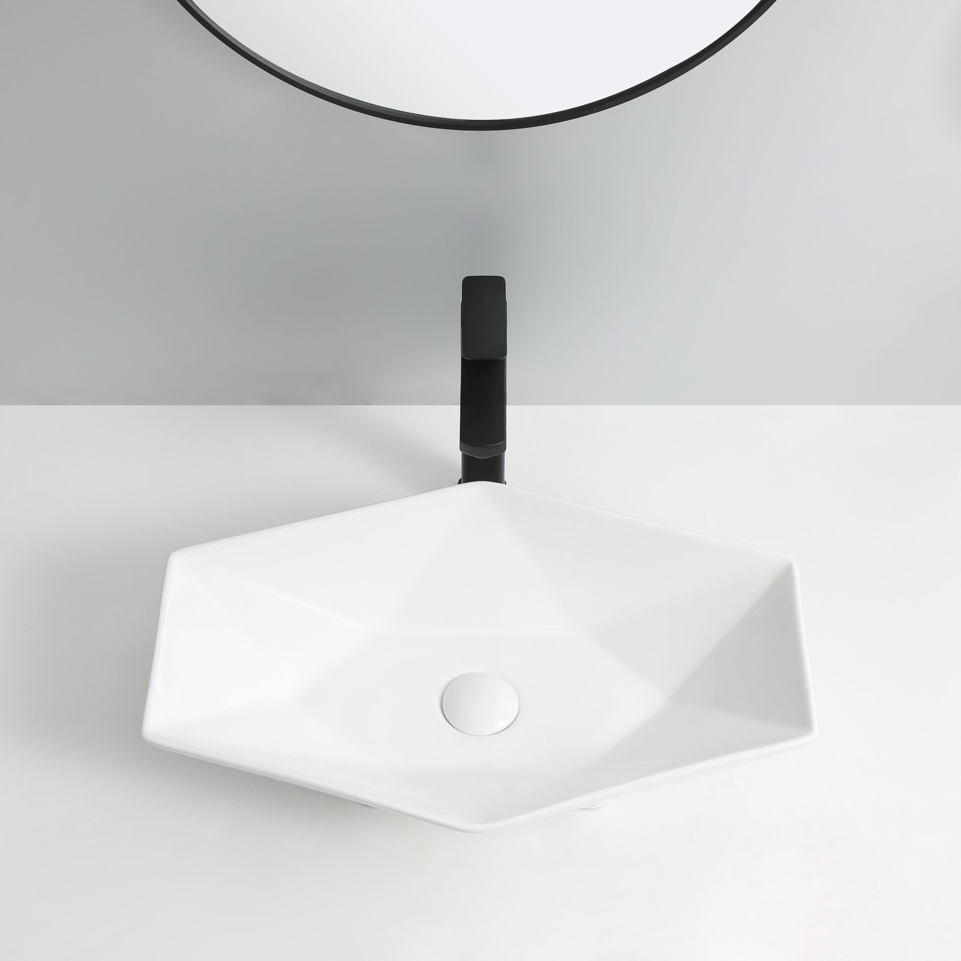 RUBY CANADA
 Vessels Ceramic Sink - Image 2