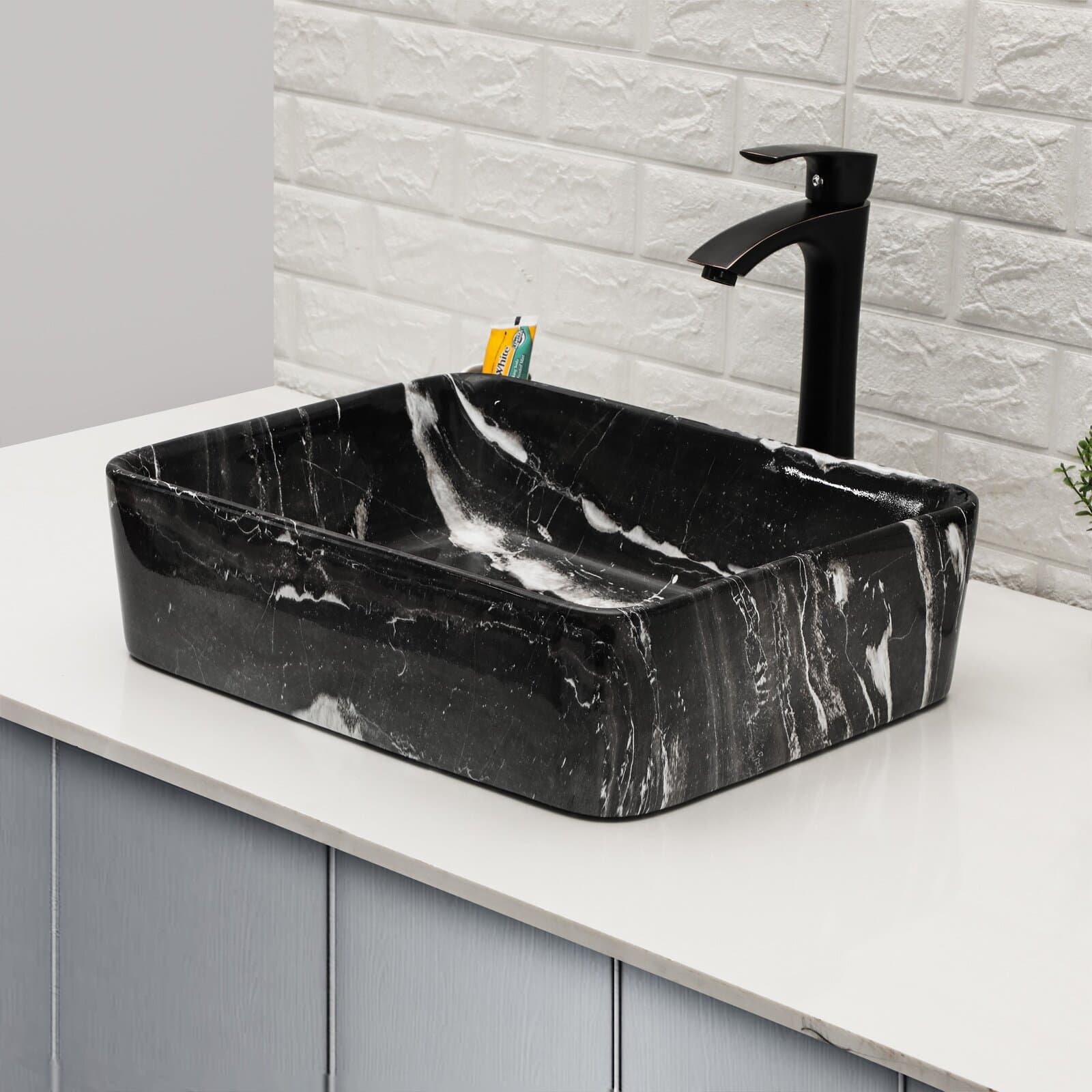 RUBY CANADA
Vessels Granite Rectangular Sunk - Image 1