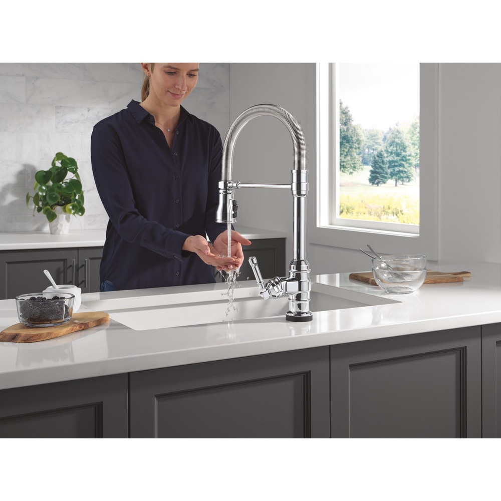 Delta Broderick Pro Touchless Kitchen Pulldown Faucet - Image 6