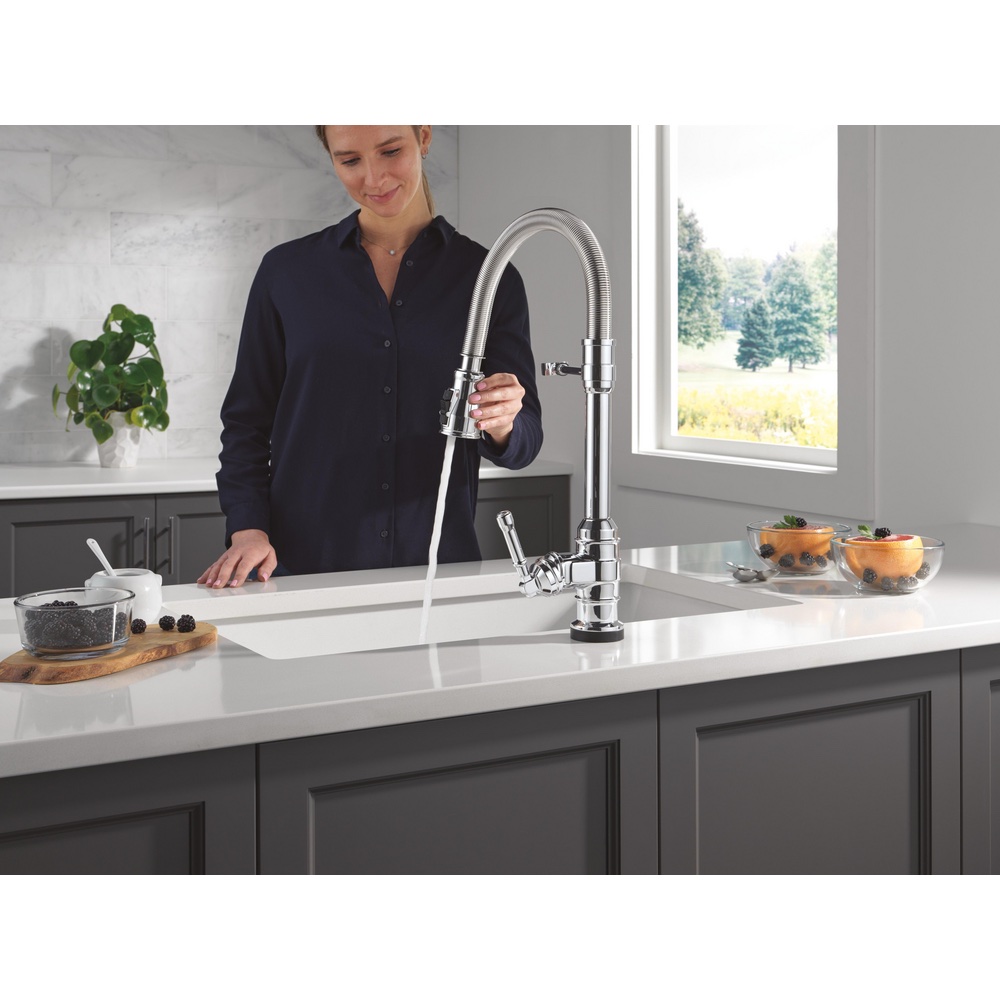 Delta Broderick Pro Touchless Kitchen Pulldown Faucet - Image 9